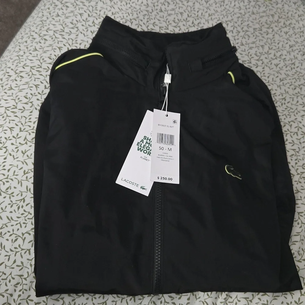 Lacoste $250 Contrast Detail Water Resistant Zipped Taffeta Men's Jacket